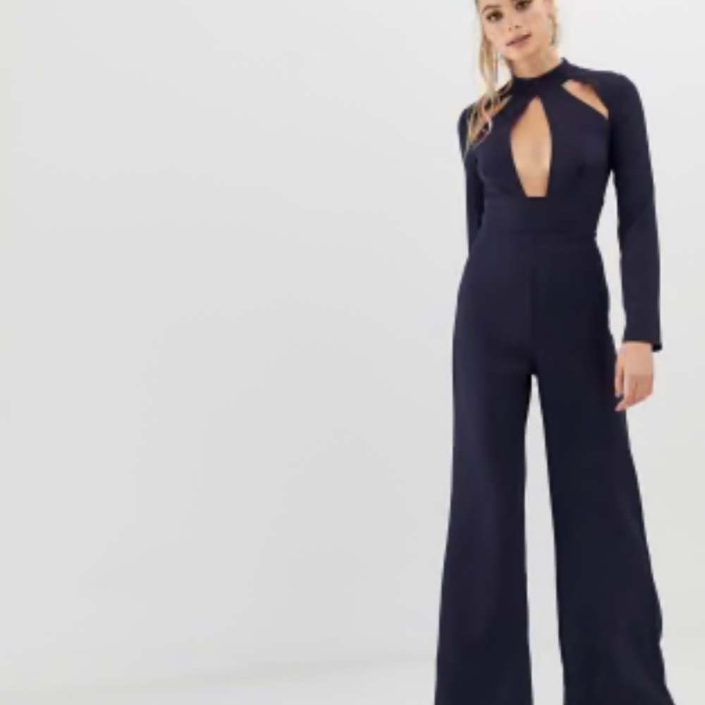 Misguided Navy Keyhole Jumpsuit Low-cut Front Wide Leg Size 8